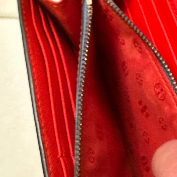 TORY BURCH EUC orange sturdy leather with very few minor issues. - Picture 8 of 11